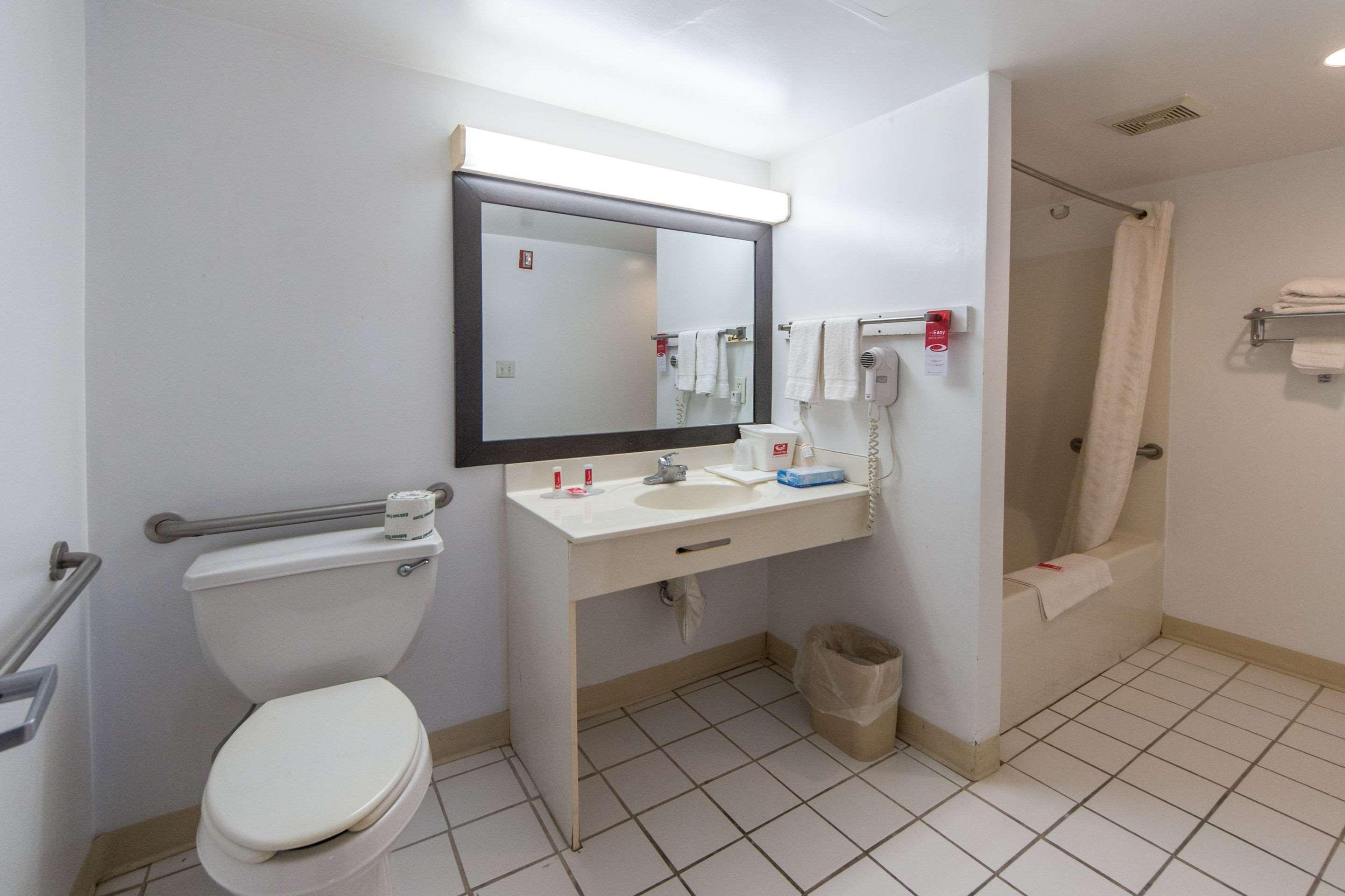 Econo Lodge Ruther Glen Eksteriør billede