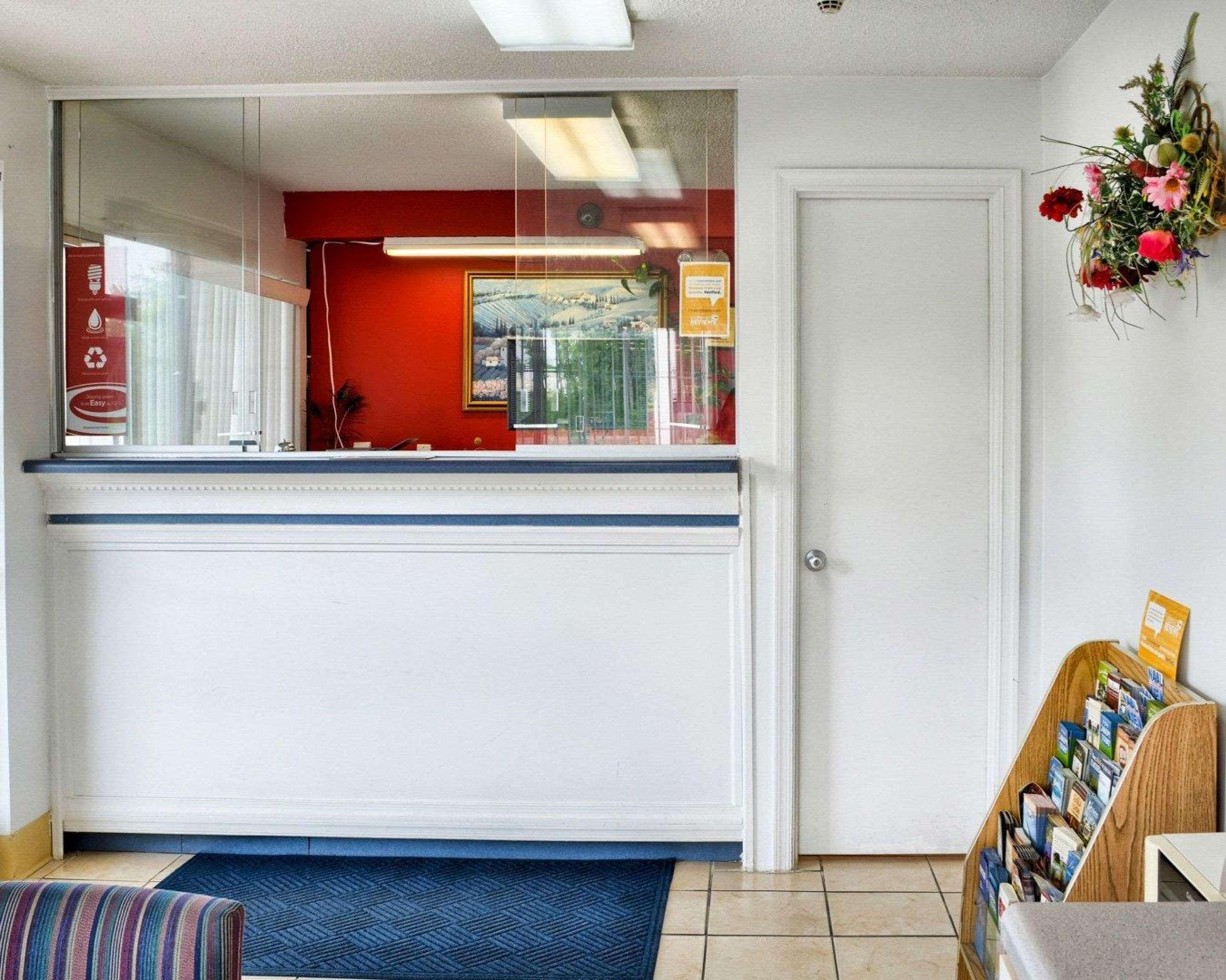 Econo Lodge Ruther Glen Eksteriør billede
